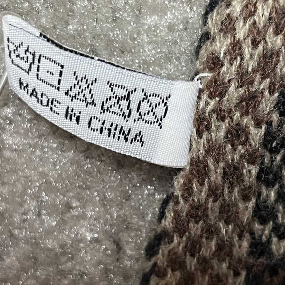 Artsy Aztec Geometric Pattern Poncho With Tassels Boho ONE Size Fits Most - Picture 6 of 6